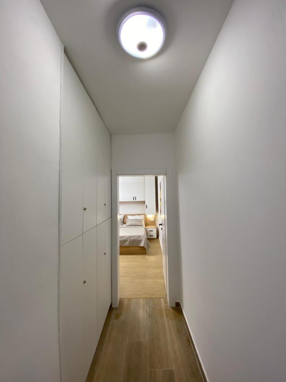 Tirana Apartment *