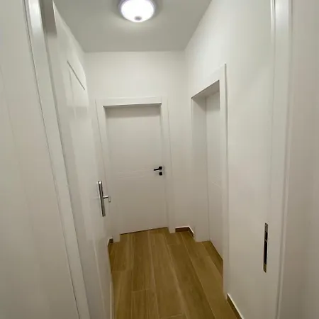 Tirana Apartment Exterior photo